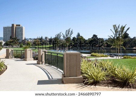 Garden and park with paths for strolling along Lake Merritt in Oakland California