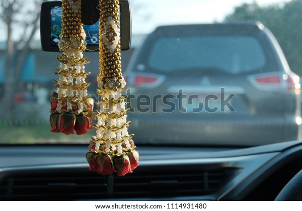 Garland\
Car Mirror, Artificial flowers, Decorate in\
car