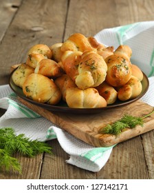 Garlic Bread Buns Seasoned With Dill