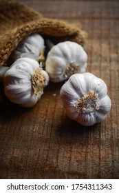 Garlic kept ready for slicing. Kitchen photography.