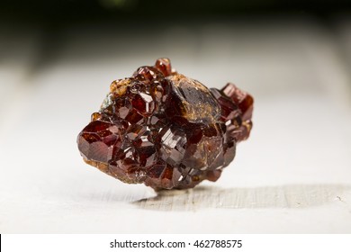 Garnet Mineral Stone/garnet Mineral Stone