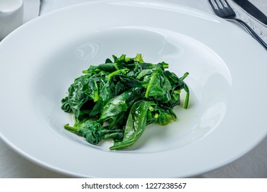 Garnish Steamed Spinach