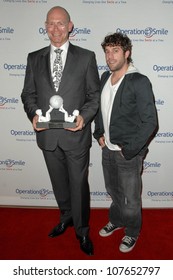 Gary Carter And Elliott Yamin  At Operation Smile's 7th Annual Smile Gala. Beverly Hilton, Beverly Hills, CA. 09-18-08