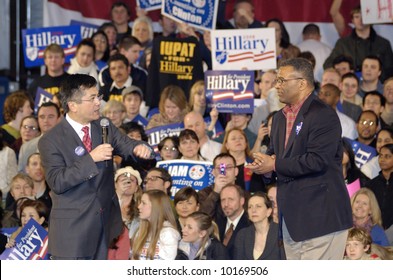 Gary Locke And Ron Sims At The Hillary Rally