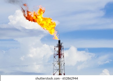 A gas flare at an oil refinery in the Kimanis,Sabah,Malaysia.Around 3.5% of the world’s natural-gas supply was wastefully burned or flared,at oil & gas fields in 2012,according to the satellite data.