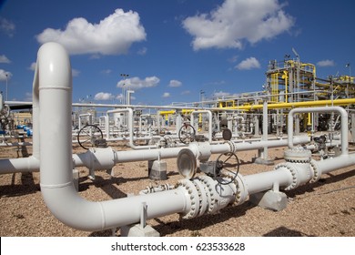 Gas processing plant