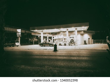 811 Gas station side view Images, Stock Photos & Vectors | Shutterstock