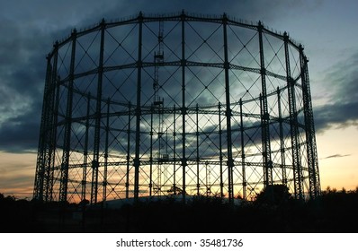 Gas storage construction