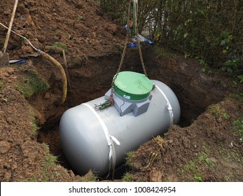 Gas Tank: Installation Of An Interred Domestic LPG Gas Tank