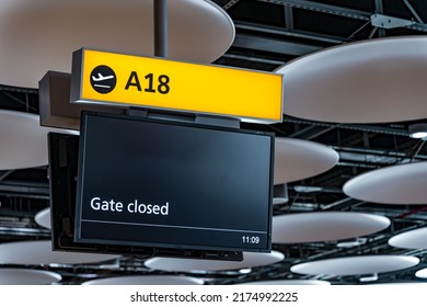 Gate Closed Airport Flight Gate Information Board