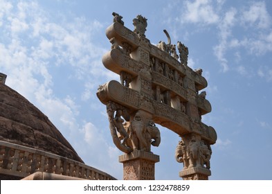 Gate Of The Great Stupa (Stupa No1) At Sanchi, Bhopal, Madhya Pradesh. It Is The Oldest Structure Originally Commissioned By The Emperor Ashoka The Great Of The Maurya Empire In The 3rd Century BC