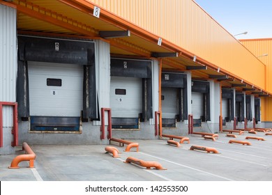 The gate to load goods on a large warehouse