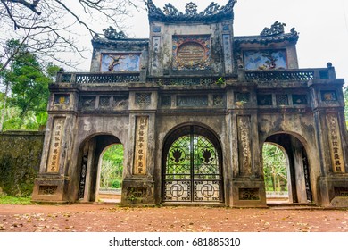 Gate Of The Pagoda In Hue Vietnam. Tu Dam Pagoda