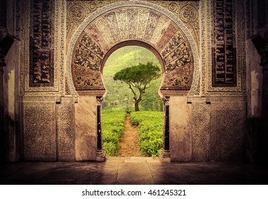 gate to paradise