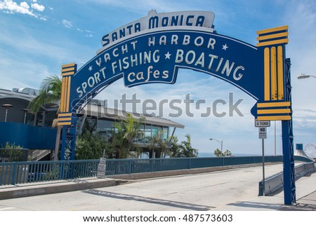 gate of santa monica pier
