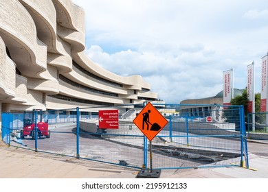 Gatineau, Canada - July 2022 : View Of The Road Works At The Entrance Of The Canadian Museum Of History Designed By Douglas Cardinal