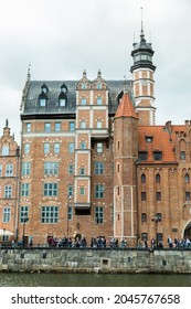 Gdansk,Poland,August,19,2021,The Front Facade Of A Tenement House In The Old Town Of Gdansk