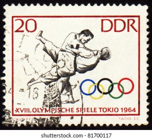 GDR - CIRCA 1964: A Post Stamp Printed In GDR (East Germany), Shows Judo, Devoted Olympic Games In Tokio, Series, Circa 1964