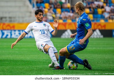 GDYNIA, POLAND - 11 June, 2019:  FIFA U-20 World Cup Poland 2019, Ukraine - Italy o.p Domenico Roberto Alberico, 
Danylo Beskorovaynyi