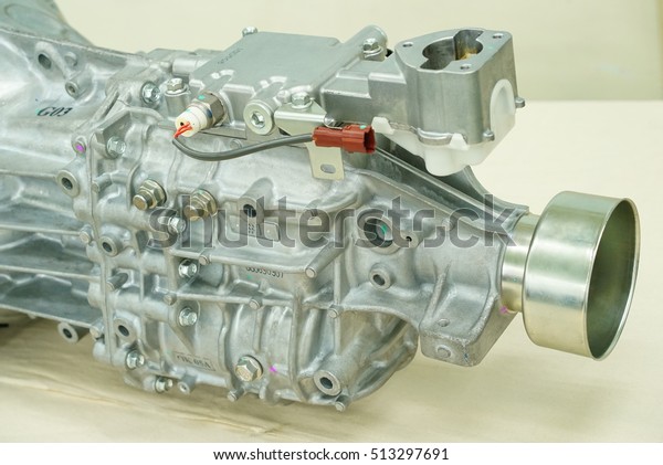 gear engine,\
Engine, transmission gear,\
engine