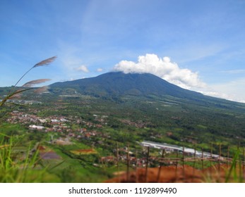 107 Blue Sky In Gunung Gede Pangrango Images, Stock Photos & Vectors ...