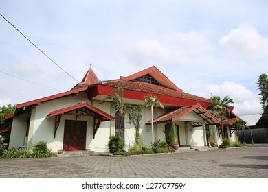 Gedung Gereja Pringgolayan Stock Photo 1277077594 | Shutterstock