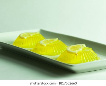 
Gelatin and lemon presentation, food