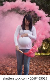 Gender Reveal Announcement By Pregnant Woman With Pink Smoke Bomb / It's A Girl
