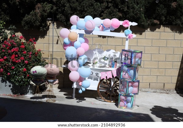 Gender Reveal\
Cart Decoration Balloon Boy or\
Girl