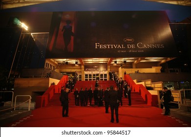 General Atmosphere At The 59th Annual International Film Festival De Cannes. May 25, 2006  Cannes, France.  2006 Paul Smith / Featureflash