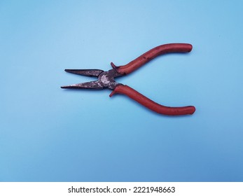 The General Function Of Pliers Is To Hold, Pull, Twist, Loosen, Or Cut.