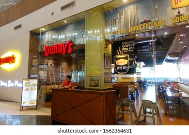 General Maxilom Ave Ext, Cebu City, Cebu/Philippines - 04 23 2019: Denny's Cafe In The Robinsons Galleria Cebu
