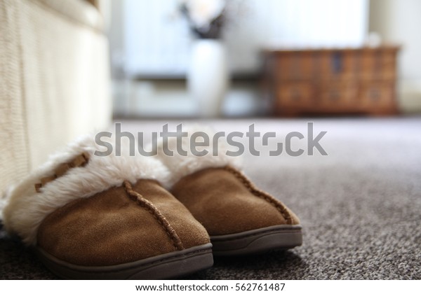 ladies carpet slippers