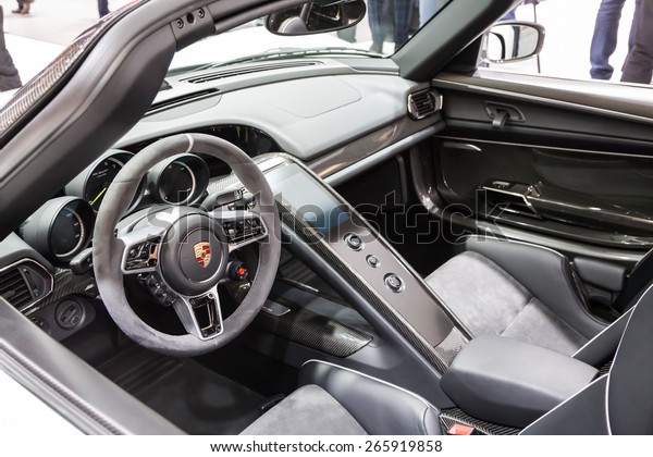 Geneva Mar 3 Porsche 918 Spyder Stock Photo Edit Now 265919858