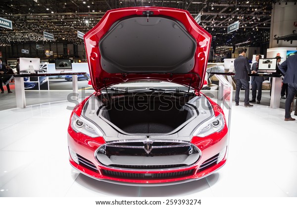 Geneva Mar 3 Tesla Model S Zdjęcie Stockowe Edytuj Teraz