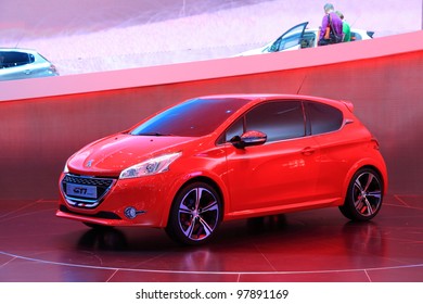 1,814 Peugeot 208 Images, Stock Photos & Vectors | Shutterstock