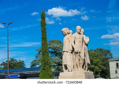 GENEVA, SWITZERLAND - JULY 25, 2017: The Four Races Statue In Front Of The WTO Building In Geneva In A Beautiful Summer Day, Switzerland