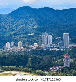 Genting Highlands Is A Popular Tourist Attraction In Kuala Lumpur, Malaysia. An Ariel View Of Genting Highlands From The Cable Car. Cloudy, Moody Green Look Of Genting Highlands, Malaysia