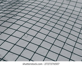 Geometric Mesh Pattern with Raindrops