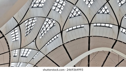 Geometric patterns of modern ceiling