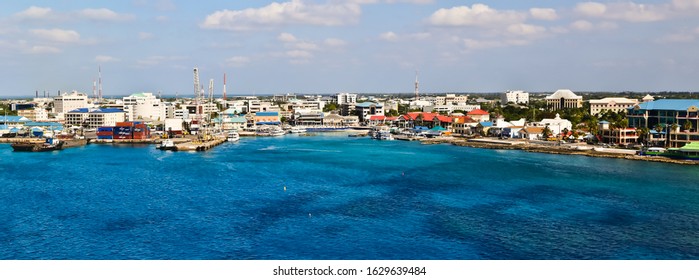 George Town, Cayman Island/grand Cayman-2/7/2019: Top View Of Beautiful Coastal City Of George Town