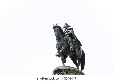 George Washington On Horseback Statue