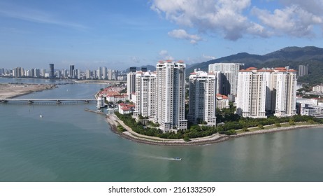 Georgetown, Penang Malaysia - May 20, 2022: The Straits Quay, Landmark Buildings And Villages Along Its Surrounding Beaches