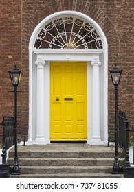 GEORGIAN YELLOW DOOR - DUBLIN, IRELAND