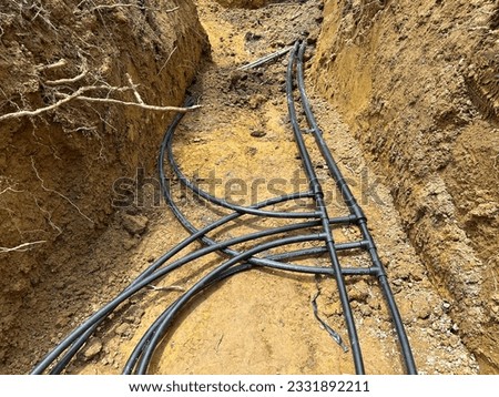 Geothermal ground loop for ground source heat pump