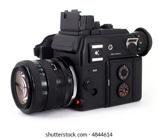 German-made SLR camera for half-frame format 18x24mm