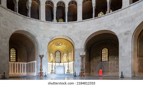 5.315 Imagens De Mausoleum Interior Imagens, Fotos Stock E Vetores ...