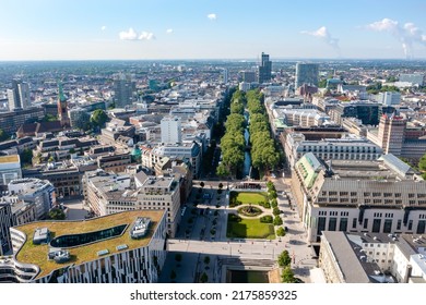 Königsallee And Kö-Bogen In Düsseldorf, Germany