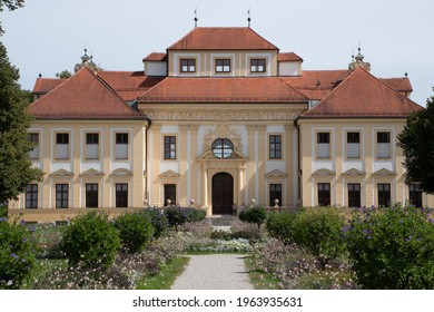 Oberschleißheim, Germany - August 25, 2020: The Lustheim Palace In The Schleißheim Palace Complex, A Major Tourist Attraction Near Munich.