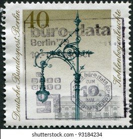 GERMANY - CIRCA 1979: A Stamp Printed In Germany (West Berlin), Shows A Historic Street Lanterns: Carbon Arc Lamp, Circa 1979